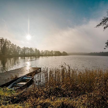 Luxus-See-Domizil Mit Sauna, Kamin Und Boot-130 Qm Fuer 6 Personen クラーコー・アム・ゼー エクステリア 写真