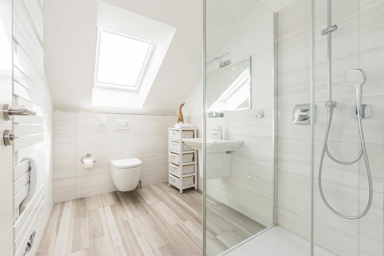 Luxus-See-Domizil Mit Sauna, Kamin Und Boot-130 Qm Fuer 6 Personen クラーコー・アム・ゼー エクステリア 写真