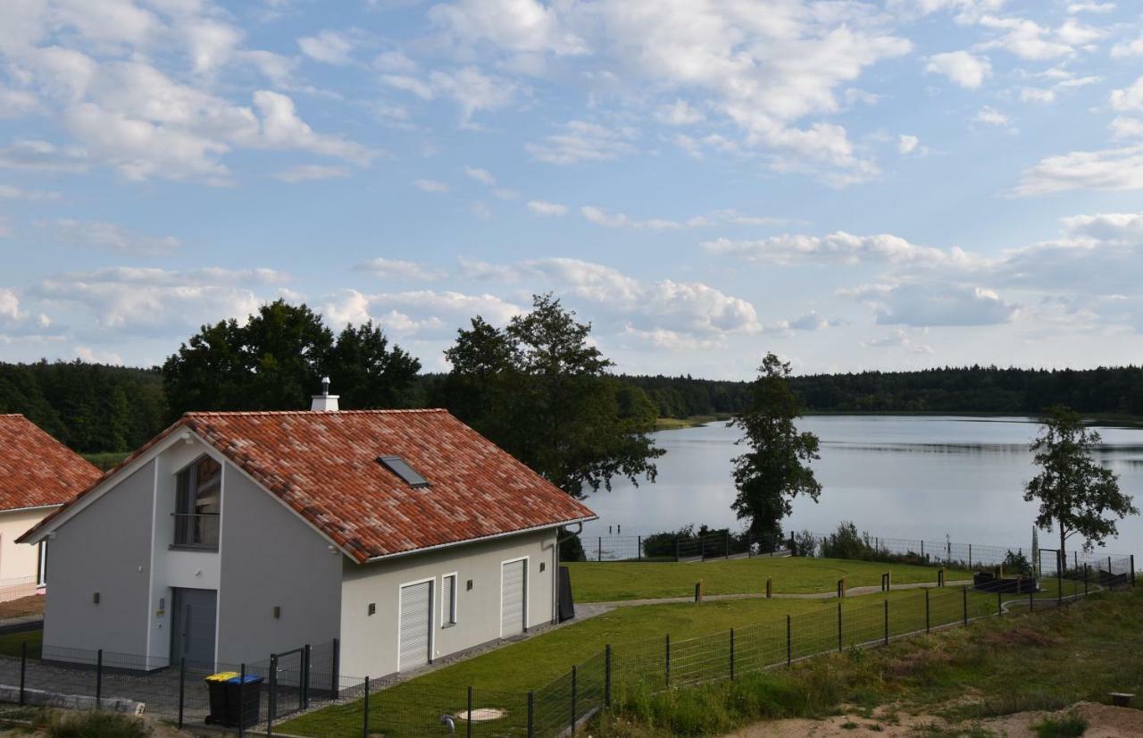 Luxus-See-Domizil Mit Sauna, Kamin Und Boot-130 Qm Fuer 6 Personen クラーコー・アム・ゼー エクステリア 写真